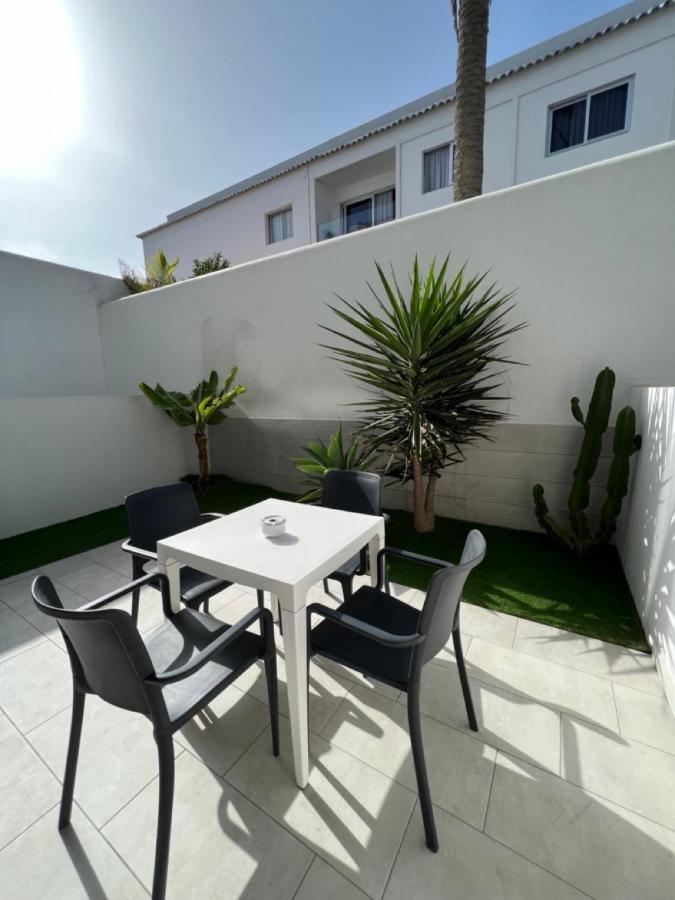 Corralejo Bristol Terrace Apartment Con Giardino Privato Esterno Екстер'єр фото